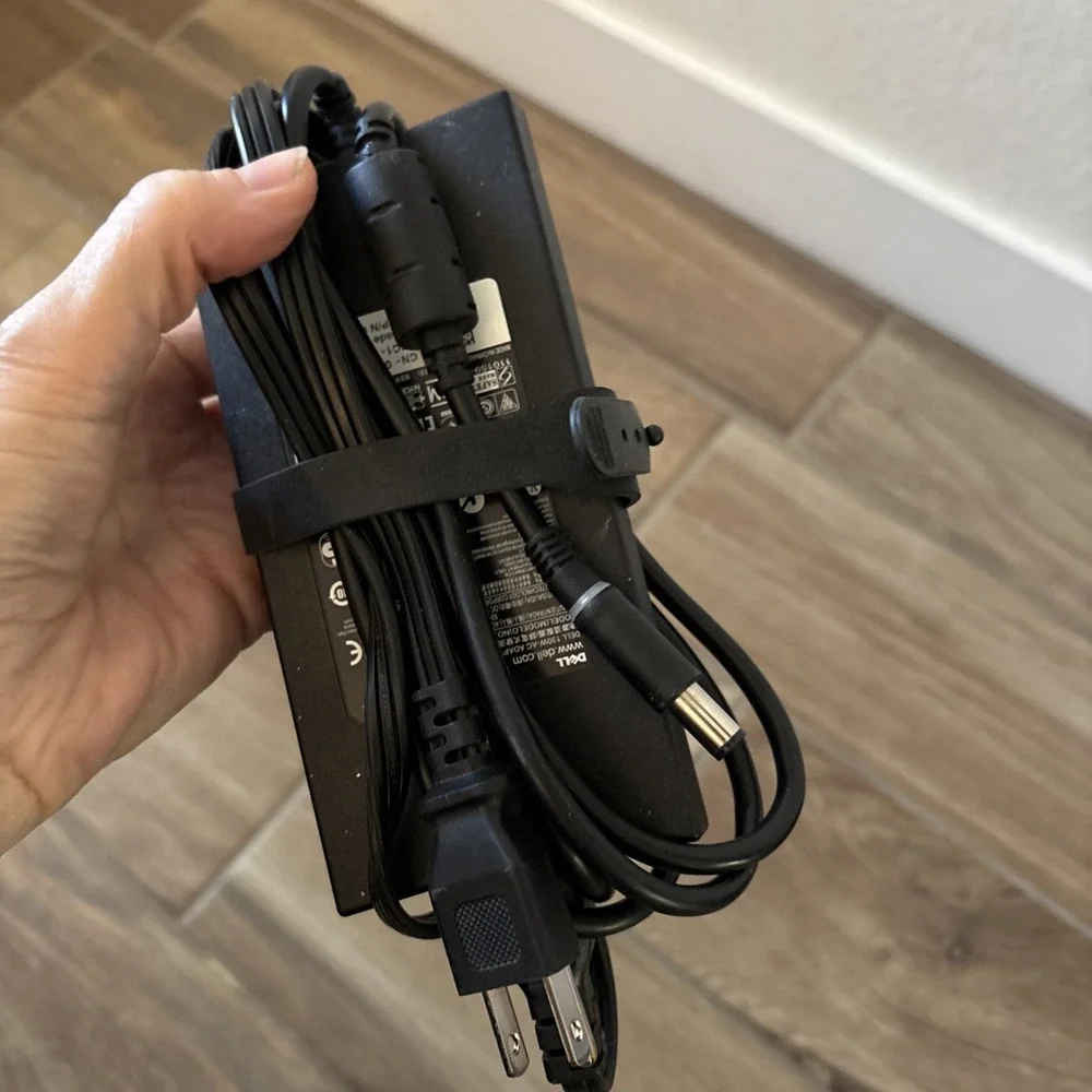 Dell Genuine 130W 19.5V AC Power Adapter Charger